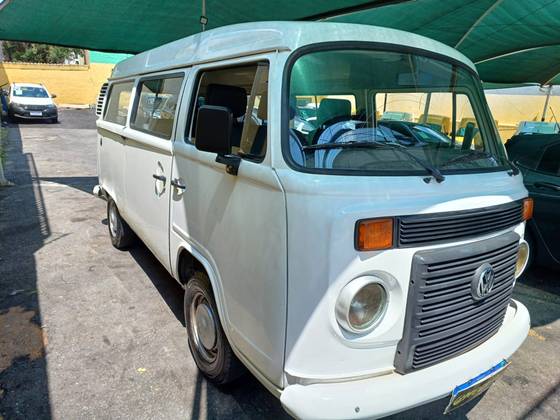 VOLKSWAGEN KOMBI 1.4 MI STD ESCOLAR 8V FLEX 3P MANUAL